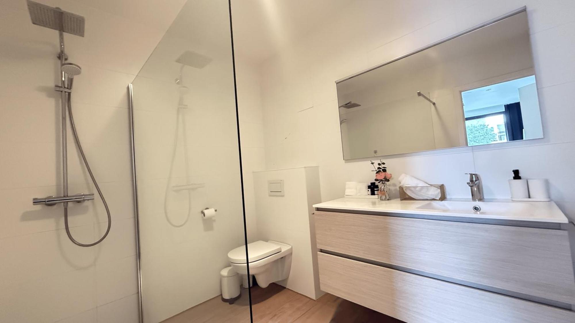 Oneluxstay Near Diamond District Antwerp Exterior photo